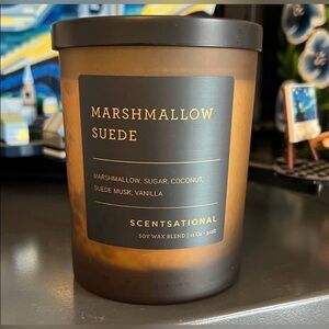 Scentsational Marshmallow Suede Scented Candle - Amber/Brown